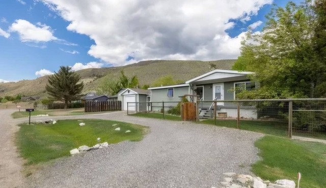 Charming 3-bedroom house in the North Entrance of Yellowstone National Park