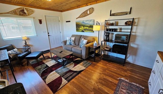Charming Cottages - NEWLY REMODELED with BATHROOMS and KITCHENS