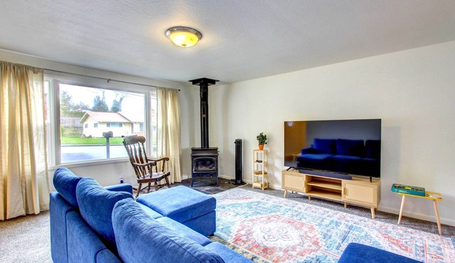Charming Eugene Vacation Rental - 3 Mi to Downtown in Eugene