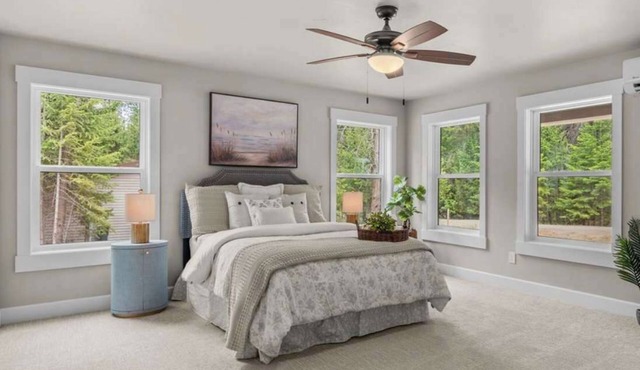 Charming Family Home with Scenic Views — Steps from Diamond Lake!