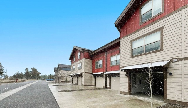 Chic Townhome in McCall, Walking Paths