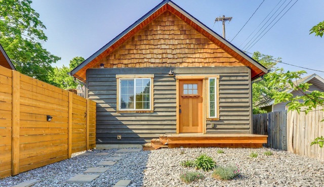Coeur d'Alene Studio | Prime Downtown Location Near Lake & Dining