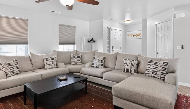 Comfortable Boise Executive Townhome