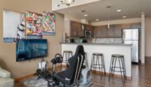 Comfortable Family Friendly & Pet Friendly - gamers paradise!