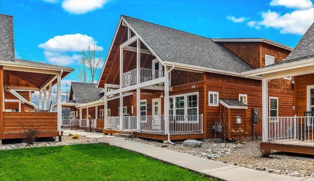 Comfy & close to Lake Pend Oreille & Schweitzer
