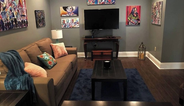 Convenient Downtown Location! in Abingdon