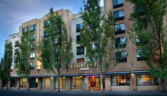 Courtyard Portland Downtown/Convention Center