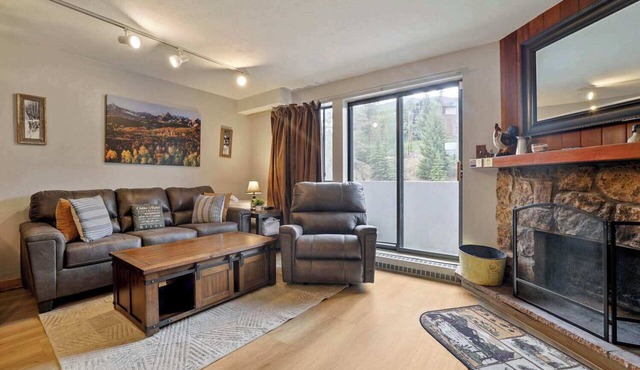 Cozy 1BR At Beaver Run | Ski-In/Ski-Out | Dogs Friendly