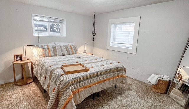 Cozy and Convenient 2 Bedroom