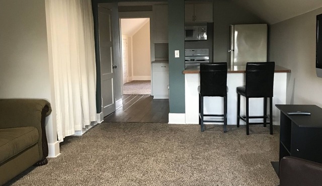 Cozy Apartment near Audubon Park, Great Restaurants, and Golf