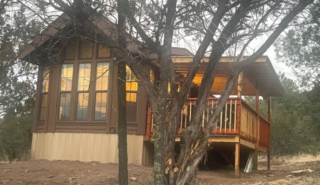 Cozy cabin - a tiny hidden house - in Aragon with WiFi in Hunting Unit 16D