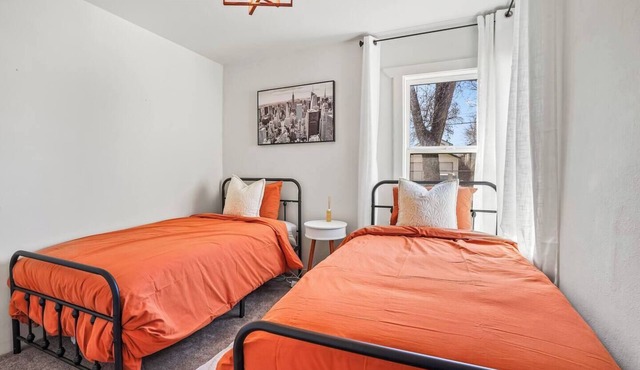 Cozy Cottage · Family Friendly · Game Room · Theater
