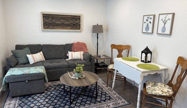 Cozy cottage in downtown Hamilton in the heart of the Bitterroot Valley.