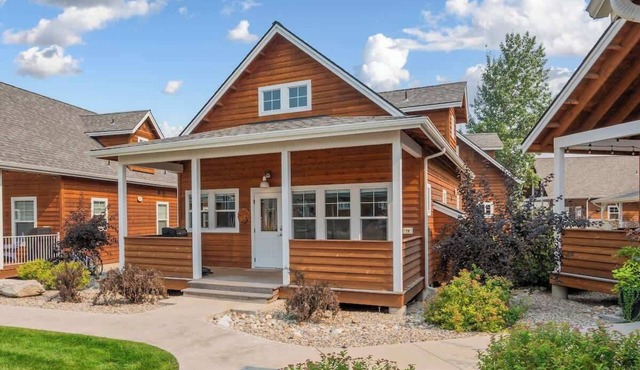 Cozy Dover Bay Pet Friendly Retreat - Sleeps 5