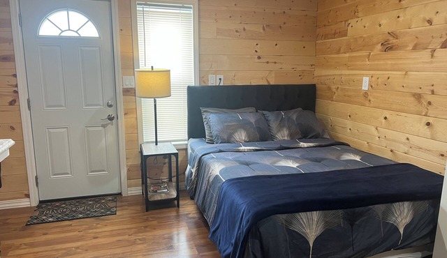 Cozy Efficiency Studio Apartment On Ginkgo Farm