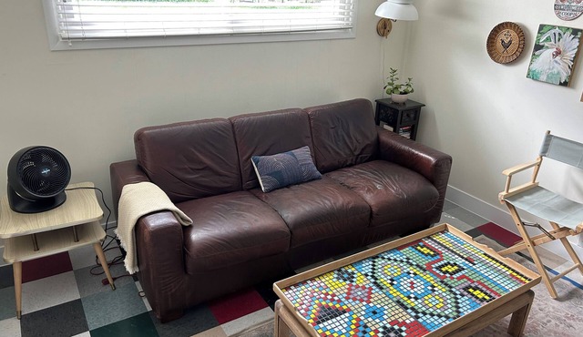 Cozy Rose Park 1-bedroom Apartment