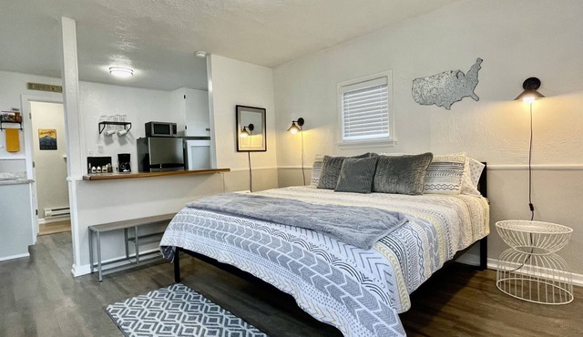 Cozy Studio Cottage - Downtown Twin Falls