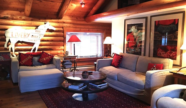Cutest Cabin in Jackson Hole with Hot Tub