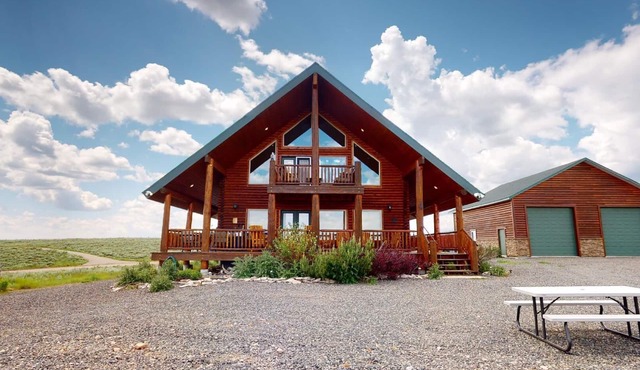 Dancing Bear Lodge* Free Wifi, 5Br, 3Ba/Sleeps 12, Bbq Grill, Fire Pit
