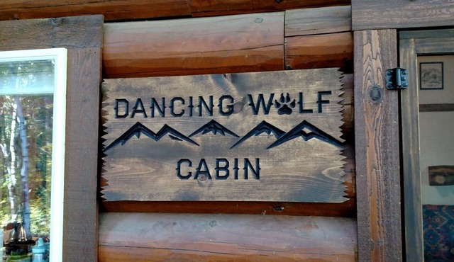 Dancing Wolf Cabin: Two Bedroom
