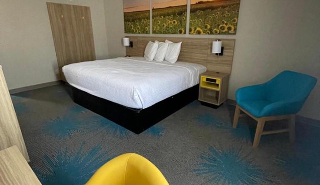 Days Inn by Wyndham Mandan Bismarck Area