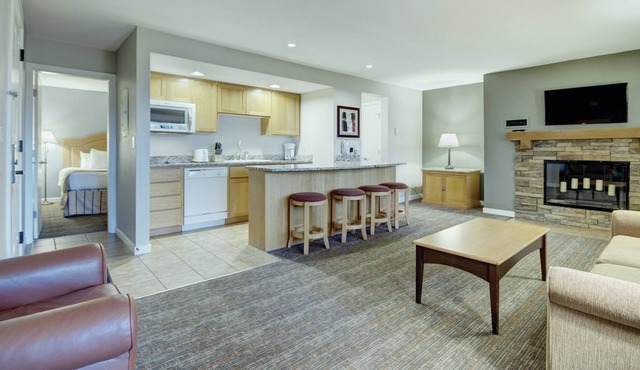 Deluxe 1 Bedroom at the Inn at Seventh Mountain Resort