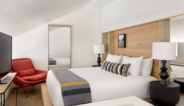 Deluxe Powder Hound Loft | King + Sofa Sleeper at Gravity Haus, 3 Units
