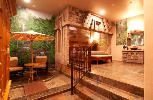 Destinations Inn Theme Rooms