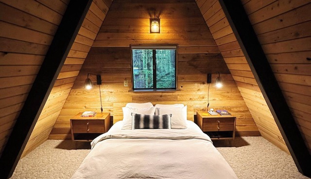 Discover Nature's Beauty at Foss Haus A-Frame Cabin: Hikes & River Access Await