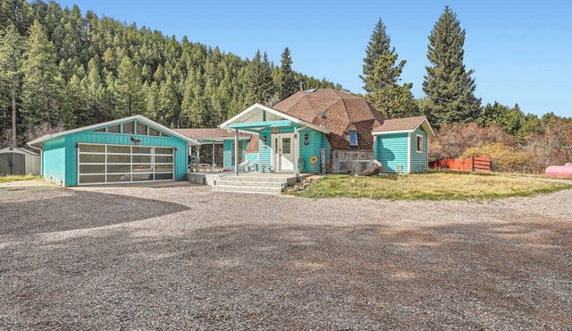 Dome, Tiny Home & Den | Riverside Oasis in Bailey