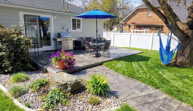 Downtown Coeur d'Alene Retreat w/Pool Table & Fire Pit