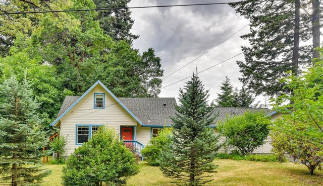 Downtown Home w/Patio - Walk to Shops & Dining!