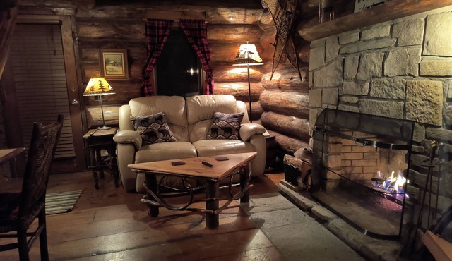 Drummond Island Hotel & Vacation Homes - Hermitage Cottage