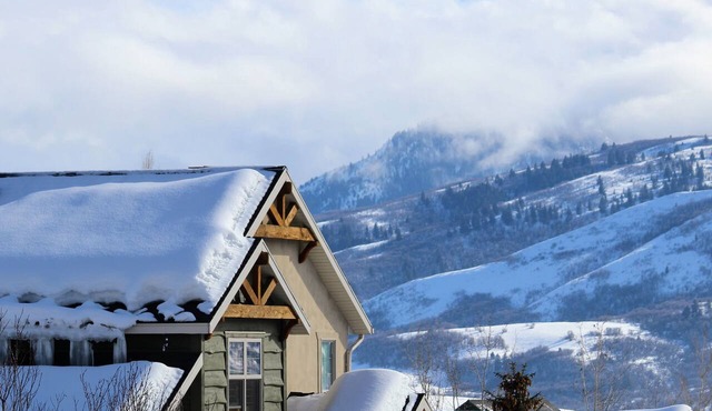 Eden Studio Suite minutes to Powder Mountain, Snowbasin & Nordic Valley
