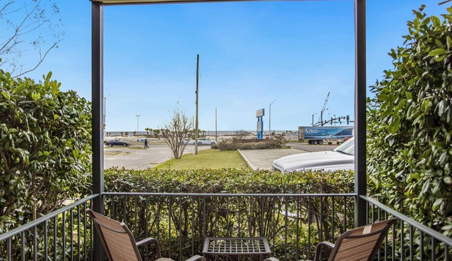 Edgewater Inn