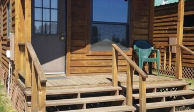 Elk Haven Camping - (Cabin 9)