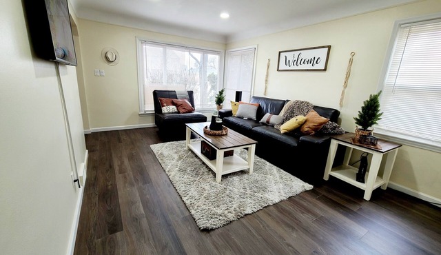 Entire 3 BR Home by St John's Hospital in Quiet area