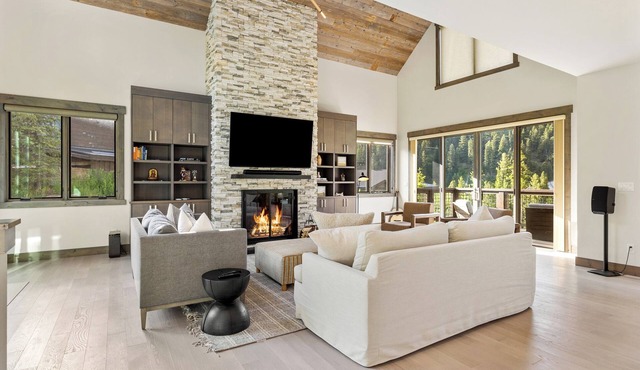 Entire Home in Big Sky - Spanish Peaks