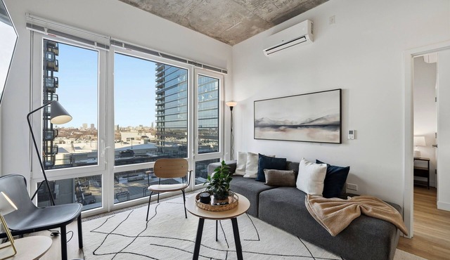 ENVITAE Hotel, 4BR Luxury Modern Apartments
