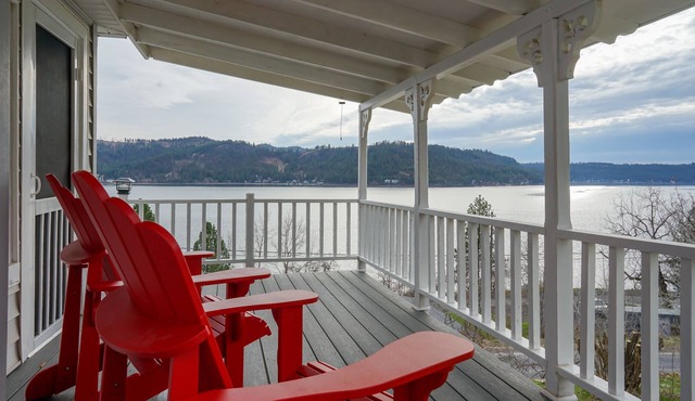Epic Lake Views- Harrison Home