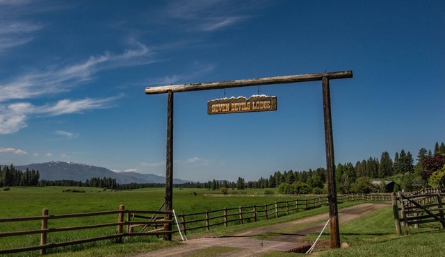 Exclusive Mountain Grandeur! Back door to the Seven Devils Mountain range