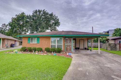 Explore Baton Rouge! Cozy Retreat w/Private Yard