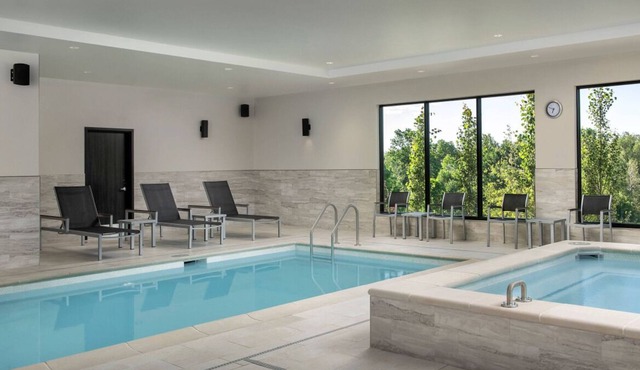 Explore Bozeman in Mountain Hotel! Indoor Pool, FREE Breakfast, Pets Allowed!