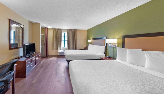 Extended Stay America Suites Detroit Metropolitan Airport