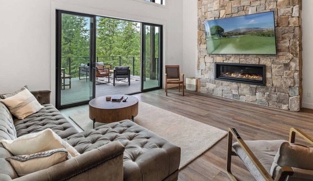 Extraordinary Idaho Club Retreat w/Hot Tub
