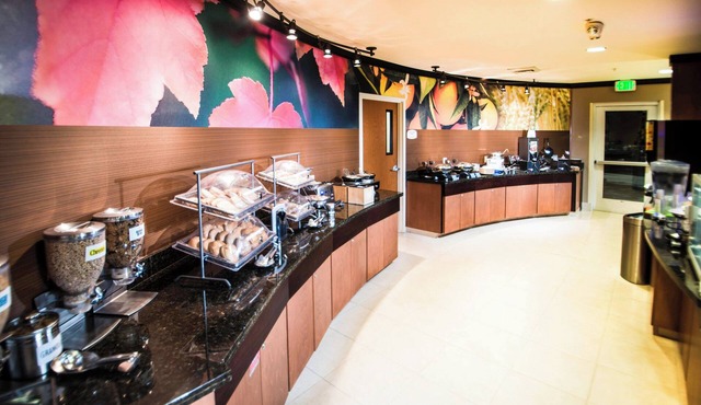 Fairfield Inn and Suites by Marriott Burley