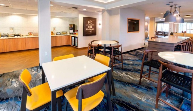 Fairfield Inn & Suites Bend Downtown