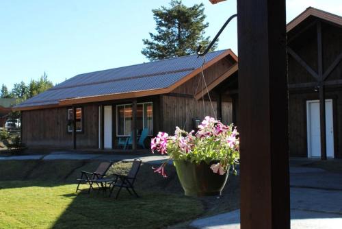 Family Cabin Unit 9
