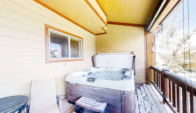 Family-Friendly Home with Private Hot Tub, Shared Pool, WiFi, and Central AC