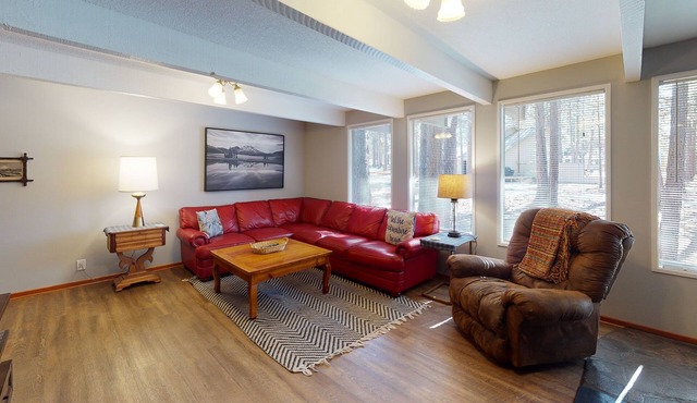 Family Oasis with Access to Exclusive Golf